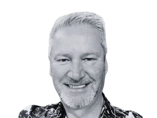 Black and white picture of Alan Shield