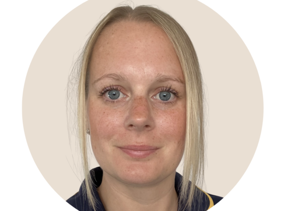 image of louise harrison
