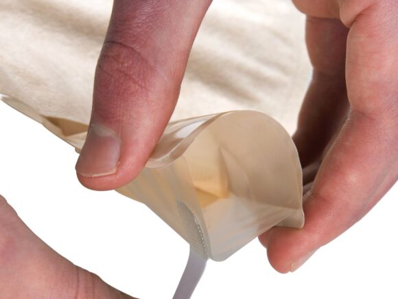 Aura Plus Drainable Black Close Up